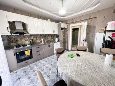 Alpaslan'da Çift Banyolu İnce İşçiliğiyle Arakat Ultralüx 2+1