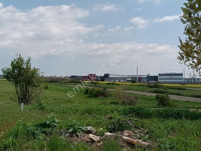 Vize Saray İstanbul Yolu Üzerinde Satılık 563 M2 Tarla