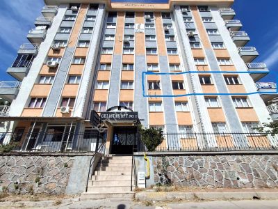 Çiğli Evka 5 'de Merkezi Konumda Ara Kat Kiralık 3+1 Daire