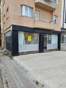 Sivas Yıldız Gayrimenkul'den Kümbet Mahallesin'de Kiralık Masrafsız Dükkan !