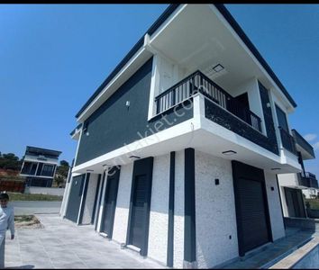 Didimde Lüks 4+1 Ayrı Mutfak Havuzlu Villa