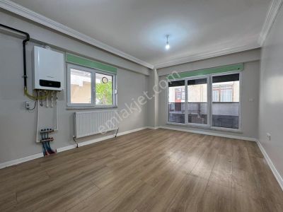 Köksalan'dan Altıntepe'de Minibüse Yakın Yeni Binada 50m2 1+1