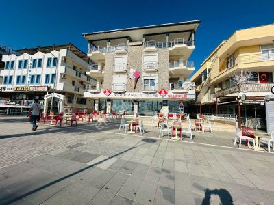 Didim Altınkum Yalı Caddesinde Denize Sıfır Deniz Manzaralı 1+1