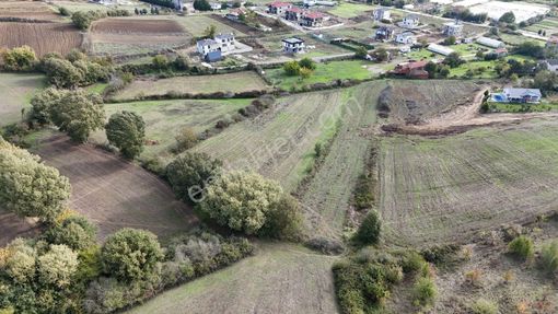 Turyap'tan;akköy'de, 2100m2 İmarlı, 5200m2 İmar Sınırında Parsel