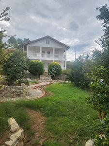 Sarılar Mahallesi’nde 5 + 1 Villamız Satılıktır Bir Dönüm Arsa İçerisinde