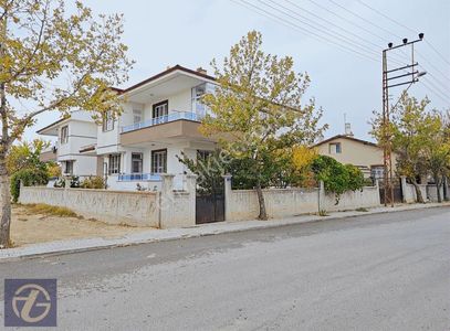 // Bu Fiyata 3+1 Daire Bölgenın En Íyísí //