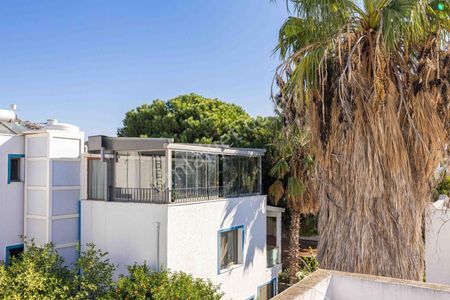 Bodrum Eskiçeşme'de Merkezi Noktalara Yürüme Mesafesinde Müstakil Ev