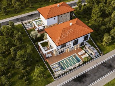 Güzelçamlı'da Denize 700 Metre - Havuzlu, Geniş Bahçeli 4+1 Villa