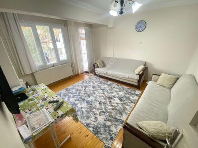 Acill Buca Ufuk Mah.de 3 Katlı 3 Daireli 145m2 Arsa İçerisinde Komple Satılık Müstakil Bina