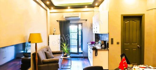 Goldhouse Dan Satılık Günlükbaşı Cadde Üzerinde Depolu 195 M2 Fırsat Fiyata Dükkan