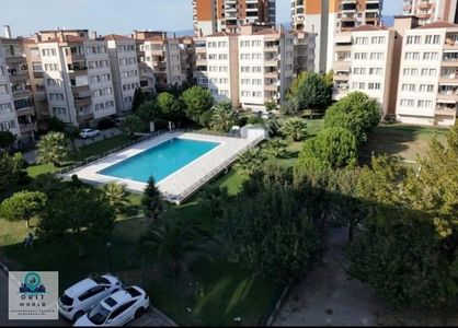Satılık 3+1 Geniş Daire - Güzelyalı Çağlayaner Sitesi