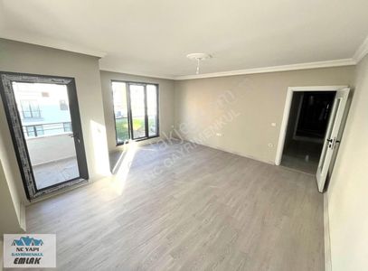 Nc Emlaktan Yunus Emre Mahallesinde 2+1 Ara Kat Sıfır Daire