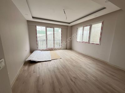 Büyükçekmece Cumhuriyet Mah Lüx Sıfır Uygun Fiyata Satılık 4+2 Bahçe Dubleks