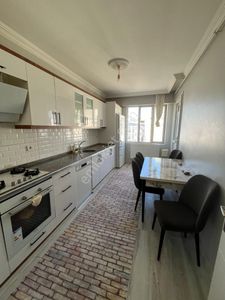 Saruhanlı Pazar Yeri Yanında 3+1 Kapalı Mutfak Daire