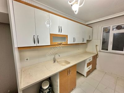 Yunus Emre Mahallesinde Kiralık 2+1 Daire