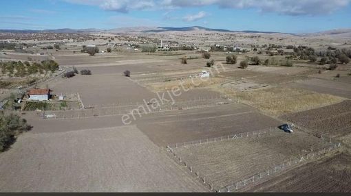 Sahibinden Müstakil Teli Çekili 1485 M2 Tarla