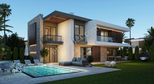 Sahıle Yakın-guvenlık-özel Havuz/otopark-500 M2 Bahçe-ultra Lüx-akıllı Ev-tamamı Müstakil