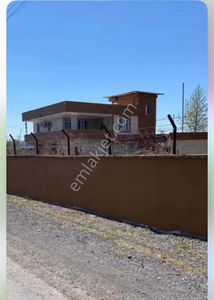 Villamız Türkoğlu Narlı Arasında 5.491 M2 Tarla İçerisindedir