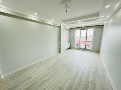 Has Seba'da Söğütlüçeşmede Diş Has. Altında 3+2 160m2 Sıfır Lüx Dubleks