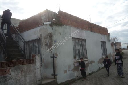 İzmir Torbalı Gold Emlaktan Satılık Mustakil Ev