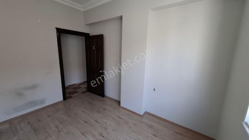 Güzeloba İlkokulu Arkası Mükemmel Konumda Dublex Daire