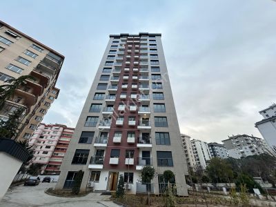 Şenesenevler De Kapalı Havuzlu Güvenlikli Sıfır Site De 2+1