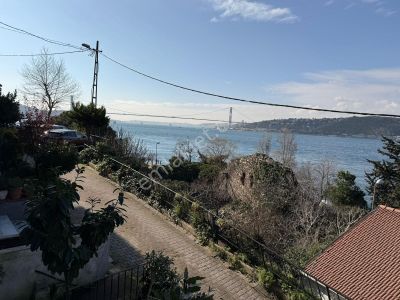 Çengelköy 'de Boğaz Manzaralı Geniş Kullanım 1+1 Satılık Daire