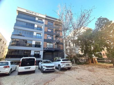 Karşıyaka Bostanlıda Yeni Binada Kiralık 2+1 Daire