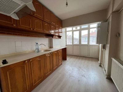 Mç Emlak'tan Mareşal Çakmak Mahallesin'de 3+1 Satılık Daire