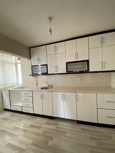 Sücüllü Emlaktan Satılık Ö. Park Hastanesi Yakınında Müstakil 2 Katlı Ev