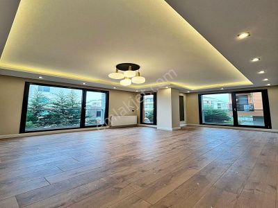 Cadde34 Yapı'dan Sahil Mahallesinde Sıfır Havuzlu Butik Site İçerisinde Satılık 2+1 Arakat Daire!!