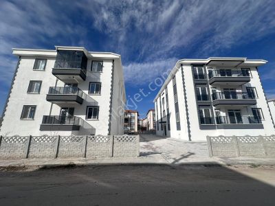 Afyon Üçok Emlaktan Fatih Mah Satılık 3+1 Sıfır Lüx Daireler