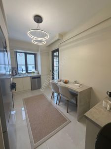 Karşıyaka Modern Sitesinde 4+1 Satılık Daire