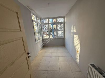 İz'den Pınar'da Giyinme Odalı Extralı 3+1 Satılık Daire