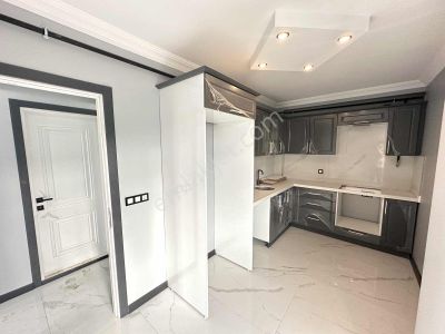 Darıca Sırasöğütler Atatürk Caddesine Komşu Satılık 2+1 Daire