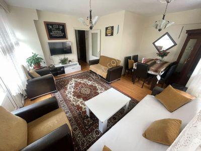 Emlak Dünyasından Full Eşyalı Site İçi Ara Katta Geniş Aileye Uygun Kullanışlı 3+1