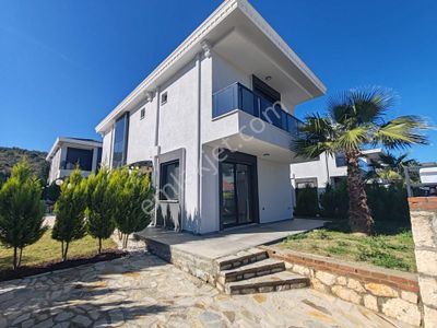 Didim'de Muhteşem 3+1 Satılık Villa Denize Yakın