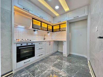 Berkay Demirel'den Sarıkızda Denize 50 Metre Ön Cephe 2+1 Daire