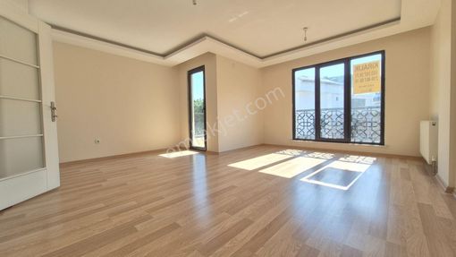 Üsküdar Ferah Mh Sitede 2+1 Kiralık Daire Enta Emlak