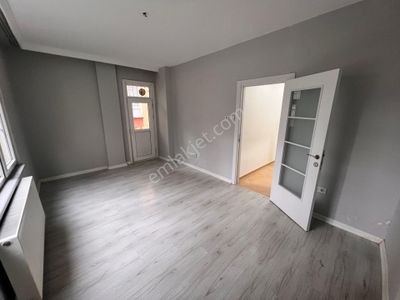 Kaçmaz'dan Altayçeşme'de Minibüsün Dibinde 1. Kat Lüks 2+1