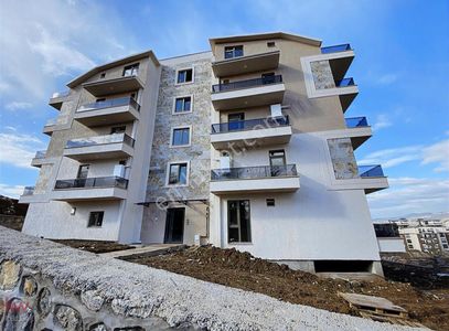 Başiskele Yaylacıkta Emniyete Yakın,lüks Bahçe Dubleks 2+1