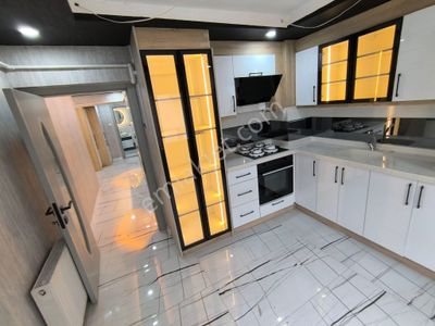 Plevne Mahallesin'de Full Yapılı Satılık Daire