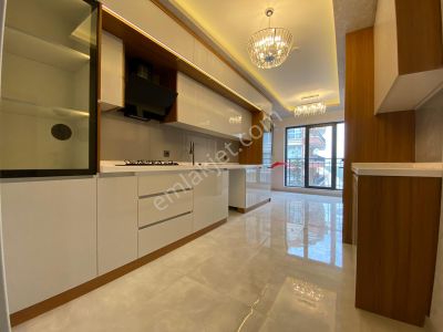 Keçiören Atapark Mahallesi Sıfır Lüks Yapılı Sıfır 4+1 Daireler