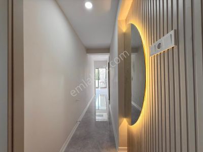 Yüksel'den Akçayın Merkezde Önü Açık Ve Ferah Denize 300m Satılık Lüks 2+1 Daire