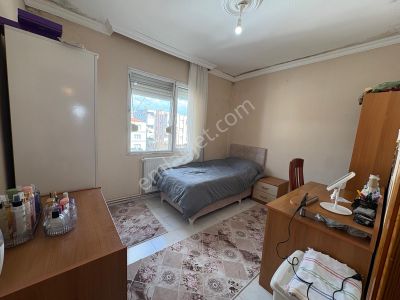 Atatürk Mahallesinde 3+1 Kapalı Mutfak Tam Merkezde Daire