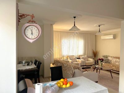 Thor'dan Pozcu Alanya Sokağı Çaprazında Satılık 3+1 Yapılı Daire