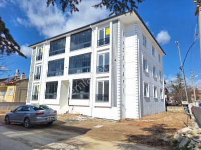 Yaman'dan Bolvadin Kaymaz Mah Satılık 3 Adet 2+1 Sıfır Daireler