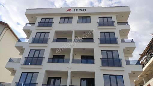 Çayırova Cumhuriyet Mah Satılık 2+1 İskanlı Yerden Isıtmalı Daire