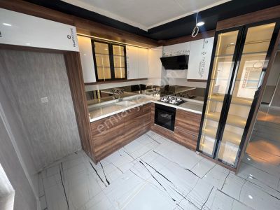 Hayal 'den Plevne Mh^de Merkezde E. Banyolu G. Odalı 3+1 Daire!