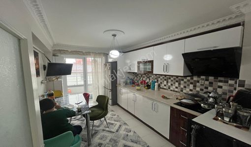 Kanunide Yeni Binada Ara Katta 3+1 Masrafsız Krediye Uygun